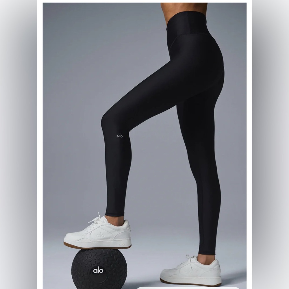 Alo Yoga High Waisted Black Airlift Leggings size small